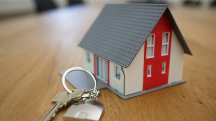 Home buying and mortgage paperwork illustrating U.S. mortgage rates on October 6 2026